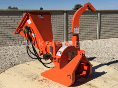 Wood Chipper (Hydro-Mechanic Driven) with own hydraulic system, Komondor FA-H - Implements - 