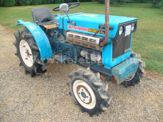 Click here to enlarge photo
4078-43.93-1809 Mitsubishi D1300FD Japanese Compact Tractor (1)
