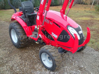 Cliquez-ici pour les plus grandes photos!
443-9-4680 Tym T233 HST (1)