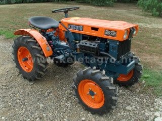 Zum Darstellen grösserer Bilder bitte klicken Sie hier
3719-35.32-9276 Kubota B6000 Japanische Kleintraktor (1)
