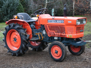 Click here to enlarge photo
8983-62.27-973 Kubota L2201 Japanese Compact Tractor (1)