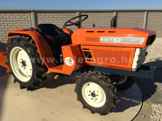 Cliquez-ici pour les plus grandes photos!
5614-42.451883116883-8369 Kubota B1600DT Microracteur japonais (1)