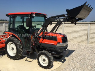 Click here to enlarge photo
5745-394.27272727273-3851 Kubota KL23 Japanese Compact Tractor (1)