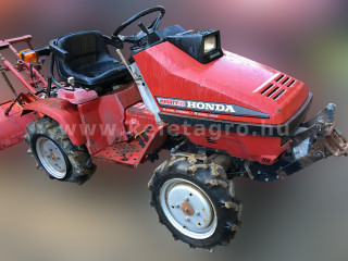 Click here to enlarge photo
2520-30.835-7033 Honda Mighty 11 RT1100 Japanese Compact Tractor (1)