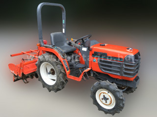 Click here to enlarge photo
4384-162.3624025974-5690 Kubota B72 Japanese Compact Tractor (1)