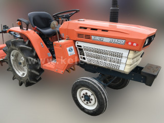 Click here to enlarge photo
4894-127.27367088608-4557 Kubota B1400 Japanese Compact Tractor (1)
