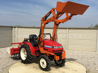 Pentru vizionarea imaginilor mai mari clic aici
2937-103.51441558442-134 Yanmar KE-4D Tractor japonez mic (1)