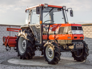 Pentru vizionarea imaginilor mai mari clic aici
4668-447.80051948052-5282 Kubota GL320 U-Shift Cabin Tractor japonez mic (1)