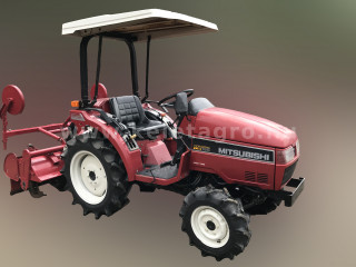 Click here to enlarge photo
2624-148.64558441558-8993 Mitsubishi MT165 Japanese Compact Tractor (1)