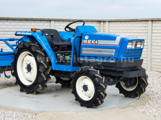 Zum Darstellen grösserer Bilder bitte klicken Sie hier
1160-193.24428571429-4206 Iseki TA235F Japanische Kleintraktor (1)