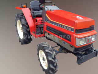 Cliquez-ici pour les plus grandes photos!
4087-191.865-418 Yanmar F215D Microracteur japonais (1)