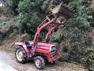 Click here to enlarge photo
3830-137.465-1147 Shibaura SD2243 Japanese Compact Tractor with front loader (1)