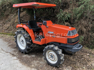 Click here to enlarge photo
4575-205.34162337662-6378 Kubota X-20 Japanese Compact Tractor (1)