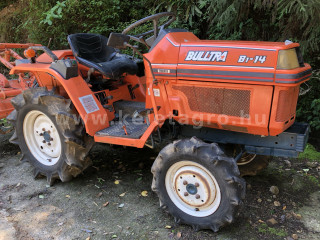 Pentru vizionarea imaginilor mai mari clic aici
894-90.274025974026-1235 Kubota B1-14D Tractor japonez mic (1)
