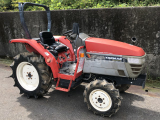Yanmar AF-22 PowerShift Japanese Compact Tractor (1)