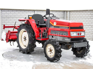 Yanmar F235D Japanese Compact Tractor (1)