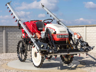 Cliquez-ici pour les plus grandes photos!
4235-129.70344556962-5801 Yanmar GV17W (1)