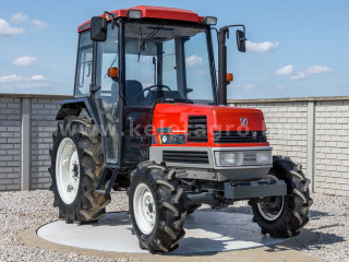 Yanmar F475D Cabin Japanese Compact Tractor (1)