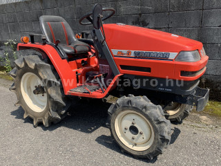 Click here to enlarge photo
8576-137.4-756 Yanmar KE-3D Japanese Compact Tractor (1)