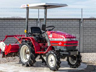 Click here to enlarge photo
1850-137.22952727273-7032 Yanmar KE-4D Japanese Compact Tractor (1)