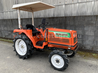 Zum Darstellen grösserer Bilder bitte klicken Sie hier
612-201.3-1011 Hinomoto N189 Japanische Kleintraktor (1)