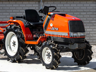 Click here to enlarge photo
8114-200.11080506329-1091 Kubota A-17 Japanese Compact Tractor (1)