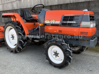 Pentru vizionarea imaginilor mai mari clic aici
769-228.9-3870 Kubota GL19 U-Shift Tractor japonez mic (1)