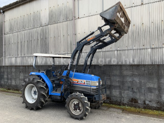 Iseki TG33 Japanese Compact Tractor with front loader (1)
