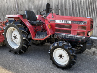 Zum Darstellen grösserer Bilder bitte klicken Sie hier
664-5.7127569620253-1048 Shibaura D235F Japanische Kleintraktor (1)