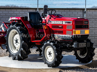 Shibaura D235F Japanese Compact Tractor (1)