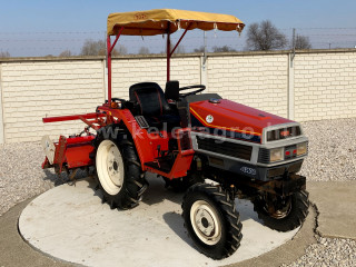 Click here to enlarge photo
3901-3.7878253164557-8506 Yanmar F165D Japanese Compact Tractor (1)