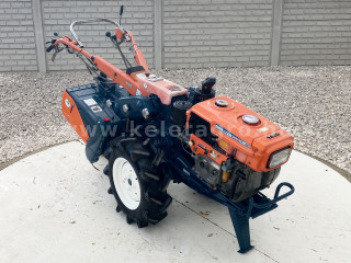 Kubota K8 Japanische Kleintraktor (1)