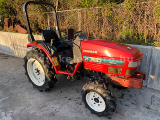 Yanmar AF220 Japanese Compact Tractor (1)