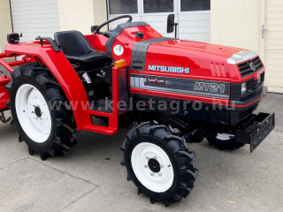 Pentru vizionarea imaginilor mai mari clic aici
774-6.3101265822785-2837 Mitsubishi MT21D Tractor japonez mic (1)