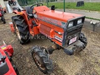 Pentru vizionarea imaginilor mai mari clic aici
595-6.7701012987013-9409 Hinomoto E2804 Tractor japonez mic (1)