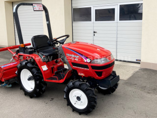 Click here to enlarge photo
3218-5.8034810126582-5621 Yanmar KE-40 Power Steering Japanese Compact Tractor (1)