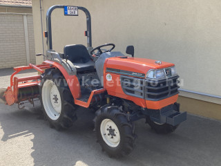 Click here to enlarge photo
3616-7.4320253164557-2714 Kubota B92 Japanese Compact Tractor (1)