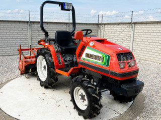 Click here to enlarge photo
6605-5.6674050632911-5962 Hinomoto CX18 Japanese Compact Tractor (1)