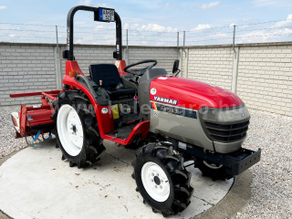 Click here to enlarge photo
5578-5.8303797468354-8289 Yanmar AF-18 Japanese Compact Tractor (1)