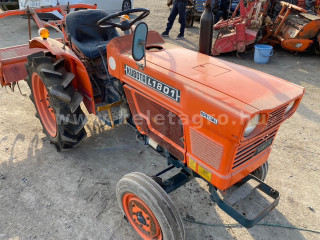 Click here to enlarge photo
8830-2.9314935064935-5260 Kubota L1801 Japanese Compact Tractor (1)