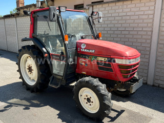 Pentru vizionarea imaginilor mai mari clic aici
595-11.792987012987-4214 Yanmar AF350J A/C Cabin Tractor japonez mic (1)