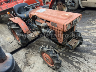 Pentru vizionarea imaginilor mai mari clic aici
8467-2.125-2590 Kubota B7001 Tractor japonez mic (1)