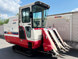 Cliquez-ici pour les plus grandes photos!
3861-5.7341772151899-4975 Yanmar GC451 A/C Cabin  (1)