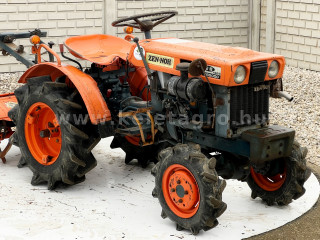 Click here to enlarge photo
6890-2.625-9203 Kubota B5000 Japanese Compact Tractor (1)