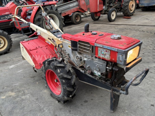 Pentru vizionarea imaginilor mai mari clic aici
8793-1.325-6419 Yanmar YH80-NF80 Tractor japonez mic (1)