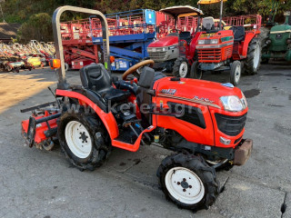 Pentru vizionarea imaginilor mai mari clic aici
8510-6.2374415584416-2645 Kubota JB13X Tractor japonez mic (1)