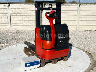 Click here to enlarge photo
3518-0-3452 Fenwick- Linde L10 (1)