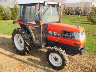 Pentru vizionarea imaginilor mai mari clic aici
4907-559-3941 Kubota GL25D Tractor japonez mic (1)