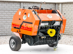 Round baler for Japanese compact tractors, 50x70cm, Komondor RKB-850 - Implements - Balers