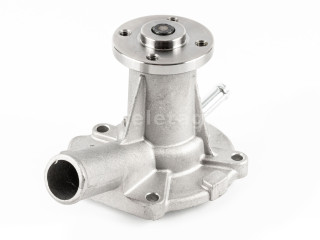 Kubota B1200 water pump (1)